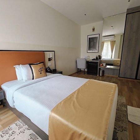 Shulem Boutique Hotel Dimāpur Kültér fotó