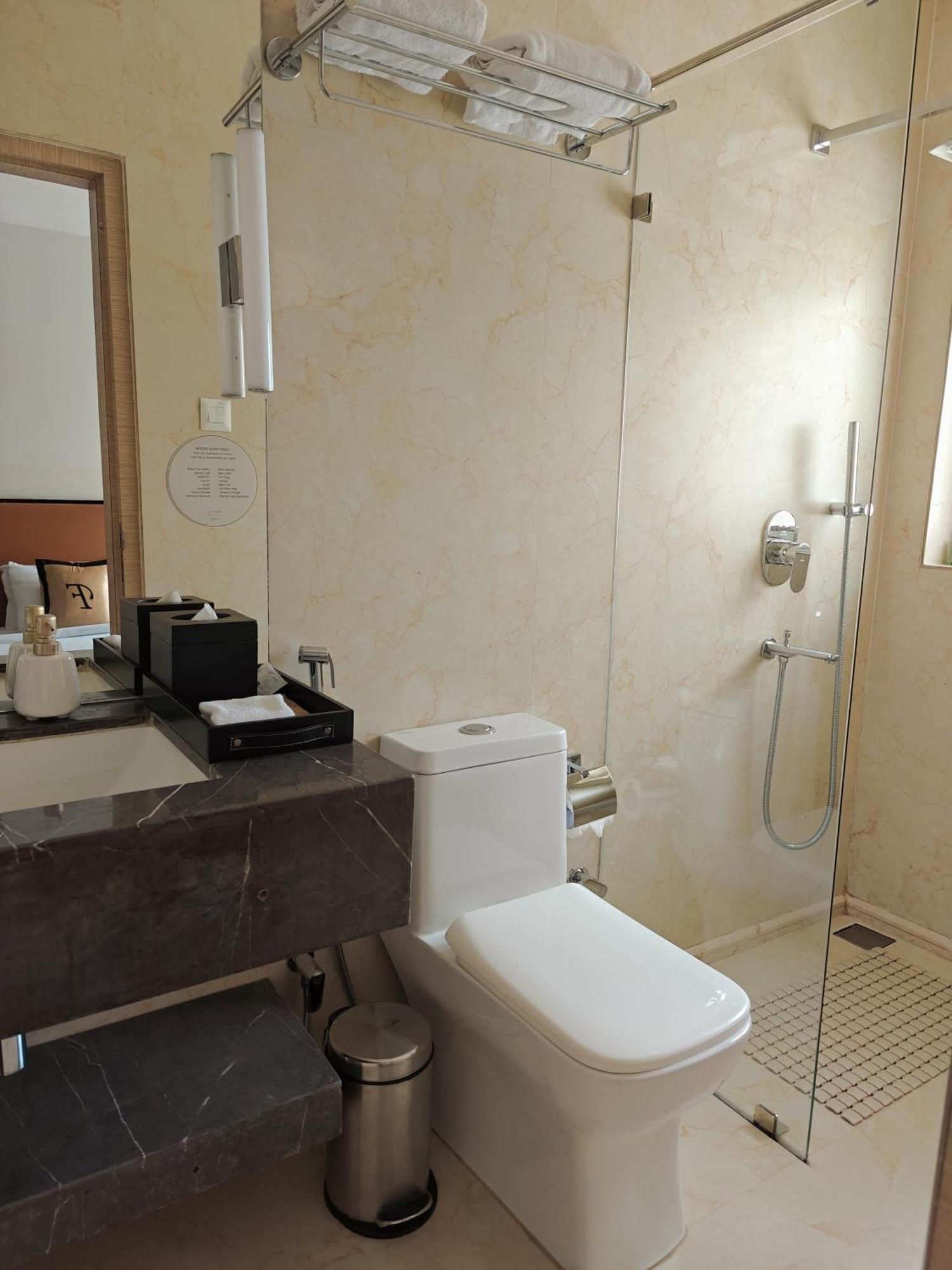 Shulem Boutique Hotel Dimāpur Kültér fotó
